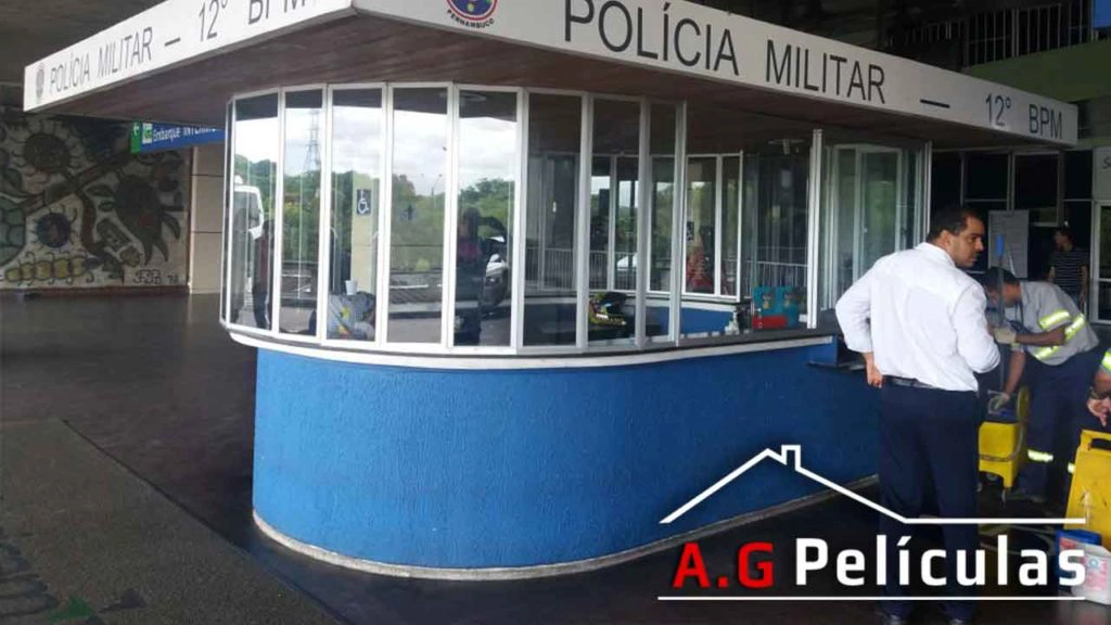 Película fumê em sua guarita